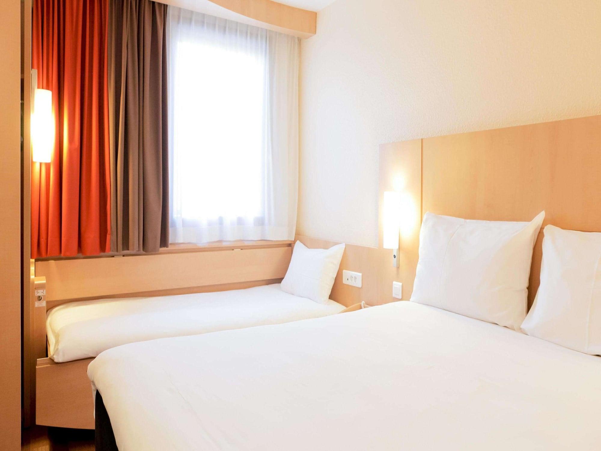 Ibis Grenoble Centre Bastille Exterior photo