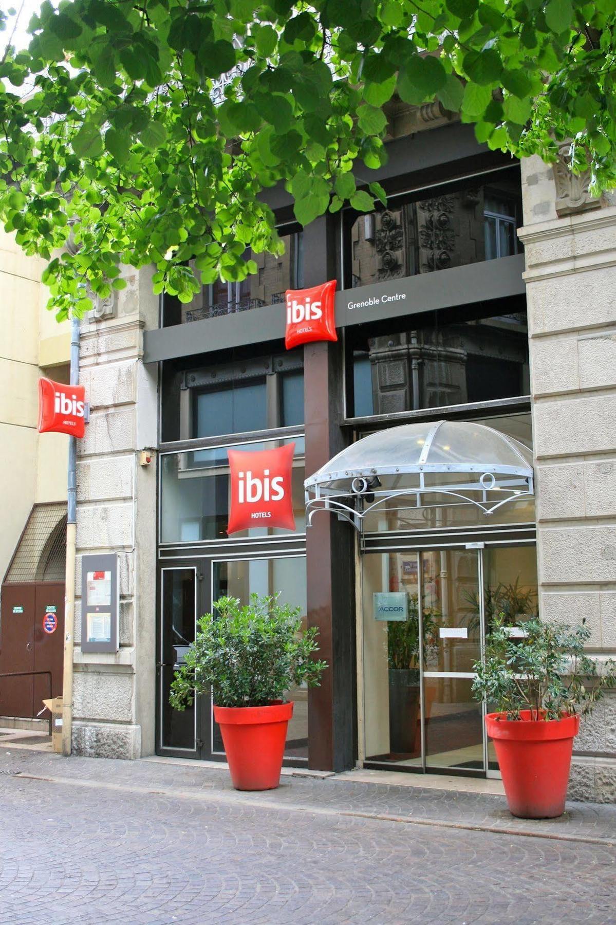 Ibis Grenoble Centre Bastille Hotel Exterior photo